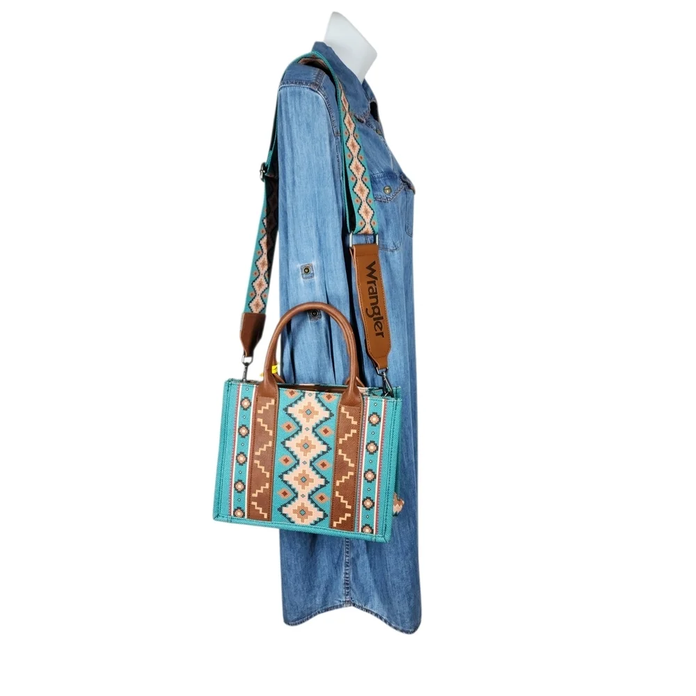 WRANGLER SOUTHWESTERN CANVAS TOTE/SACHEL BAG
